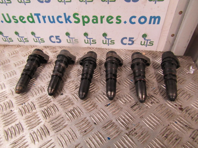 Cummins E14 INJECTORS (6) PART NO 3077718 - Préparation du carburant pour Camion: photos 1 Cummins E14 INJECTORS (6) PART NO 3077718 - Préparation du carburant pour Camion: photos 1