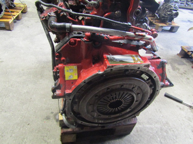 DAF CF65 220 EURO 5 MODEL ISBE4220 ENGINE - Moteur pour Camion: photos 4 DAF CF65 220 EURO 5 MODEL ISBE4220 ENGINE - Moteur pour Camion: photos 4