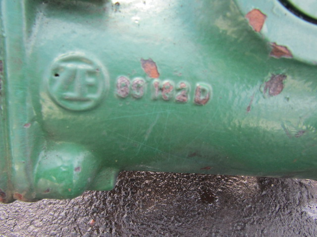 DAF FA 45 STEERING BOX P/NO ZF60182D - Commande de gouvernail pour Camion: photos 3 DAF FA 45 STEERING BOX P/NO ZF60182D - Commande de gouvernail pour Camion: photos 3