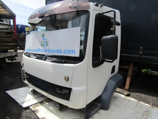 DAF LF 55 CAB EURO 5 MANUAL COMPLETE EXCELLENT CONDITION - Cabine pour Camion: photos 2 DAF LF 55 CAB EURO 5 MANUAL COMPLETE EXCELLENT CONDITION - Cabine pour Camion: photos 2