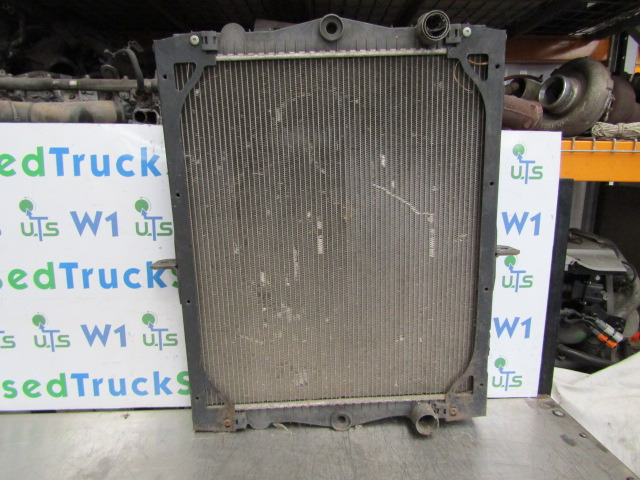 DAF LF 55 RADIATOR P/NO 3066834 - Radiateur pour Camion: photos 1 DAF LF 55 RADIATOR P/NO 3066834 - Radiateur pour Camion: photos 1