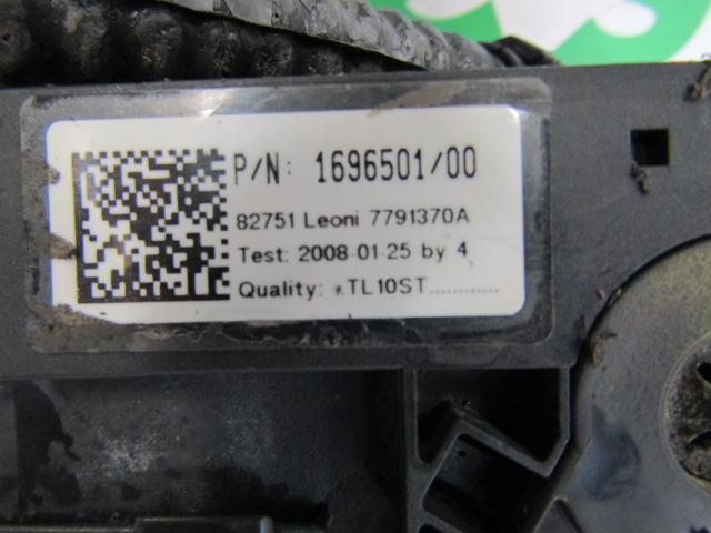 DAF XF 105 PACCAR INJECTOR/ECU HARNESS P/NO 1696501/00 - Système électrique pour Camion: photos 3 DAF XF 105 PACCAR INJECTOR/ECU HARNESS P/NO 1696501/00 - Système électrique pour Camion: photos 3