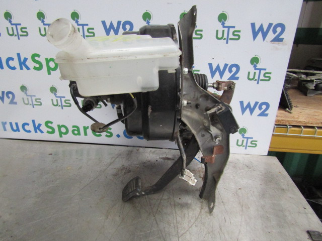 HINO 300 SERIES BRAKE SERVO COMPLETE P/NO 44610-37161 - Pièces de frein pour Camion: photos 2 HINO 300 SERIES BRAKE SERVO COMPLETE P/NO 44610-37161 - Pièces de frein pour Camion: photos 2