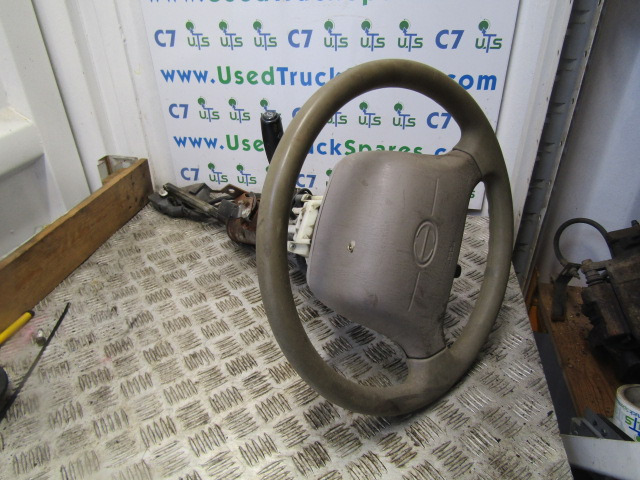 HINO 300 SERIES STEERING COLUMN COMPLETE - Commande de gouvernail pour Camion: photos 1 HINO 300 SERIES STEERING COLUMN COMPLETE - Commande de gouvernail pour Camion: photos 1