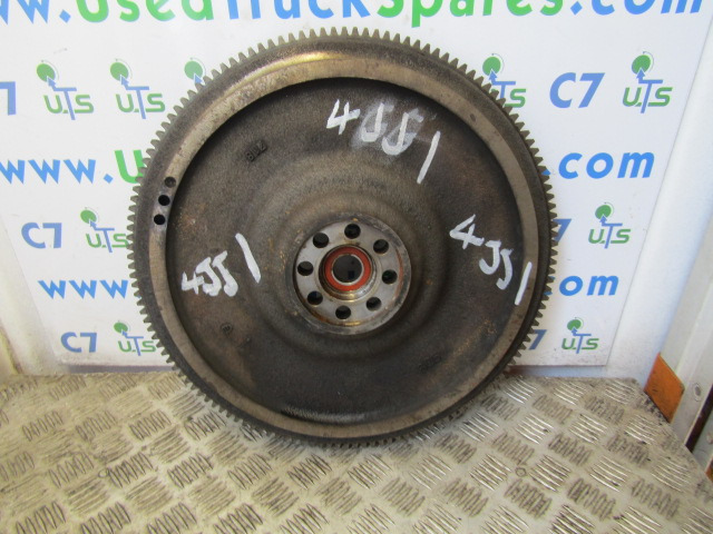 ISUZU NKR/GRAFTER 4JJ1 ENGINE FLYWHEEL - Volant moteur pour Camion: photos 2 ISUZU NKR/GRAFTER 4JJ1 ENGINE FLYWHEEL - Volant moteur pour Camion: photos 2