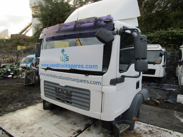 MAN TGM DAY CAB EX 2009 - Cabine pour Camion: photos 1 MAN TGM DAY CAB EX 2009 - Cabine pour Camion: photos 1