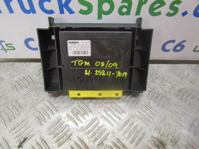 MAN TGM ECAS ECU WABCO P/NO 446 170 2070 MAN P/NO 81.25811.7019 - Bloc de gestion pour Camion: photos 1 MAN TGM ECAS ECU WABCO P/NO 446 170 2070 MAN P/NO 81.25811.7019 - Bloc de gestion pour Camion: photos 1