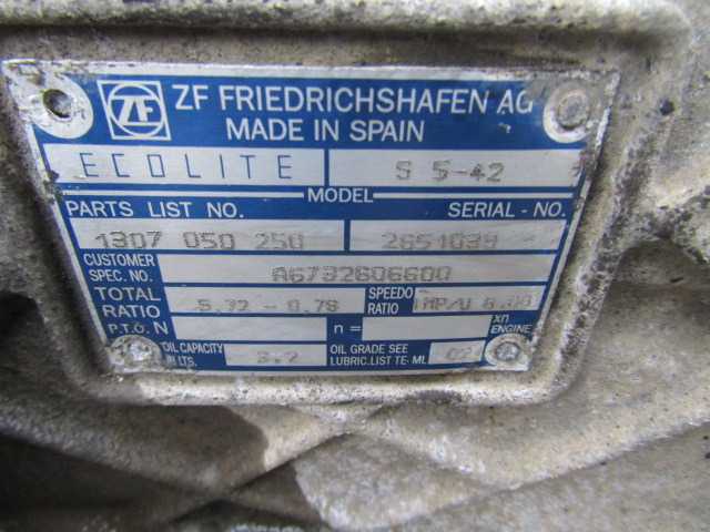 MERCEDES ATEGO 815 ZF S5.42 5 SPEED GEARBOX - Boîte de vitesse pour Camion: photos 3 MERCEDES ATEGO 815 ZF S5.42 5 SPEED GEARBOX - Boîte de vitesse pour Camion: photos 3