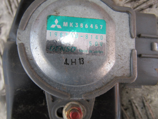 MITSUBISHI 3C11 / 3C13 THROTTLE PEDAL CONTROL UNIT P/NO MK386457 - Cabine et intérieur pour Camion: photos 3 MITSUBISHI 3C11 / 3C13 THROTTLE PEDAL CONTROL UNIT P/NO MK386457 - Cabine et intérieur pour Camion: photos 3