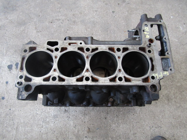 MITSUBISHI 4P10 STD BLOCK - Moteur et pièces pour Camion: photos 1 MITSUBISHI 4P10 STD BLOCK - Moteur et pièces pour Camion: photos 1