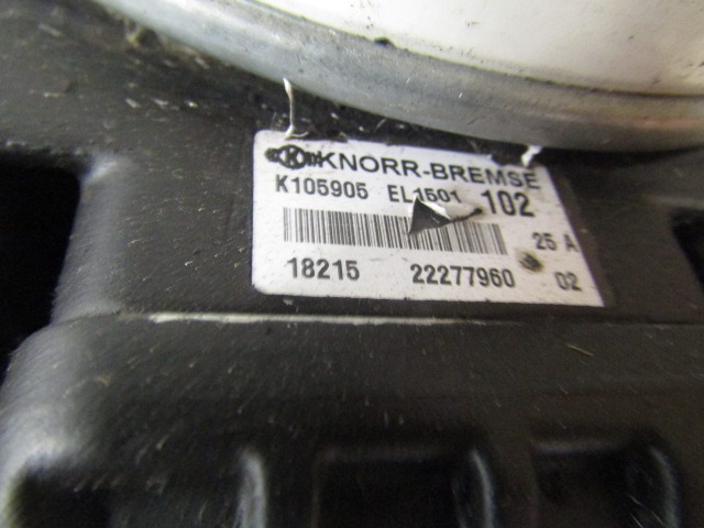 VOLVO FE EURO 6 AIR DRYER KNORR BREMSE K105905 - Moteur et pièces pour Camion: photos 2 VOLVO FE EURO 6 AIR DRYER KNORR BREMSE K105905 - Moteur et pièces pour Camion: photos 2