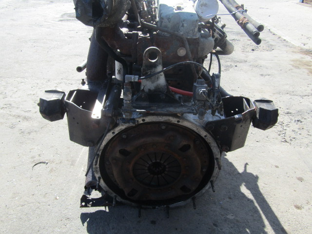 VOLVO TD61 FL6 MANUAL PUMP ENGINE COMPLETE - Moteur pour Camion: photos 4 VOLVO TD61 FL6 MANUAL PUMP ENGINE COMPLETE - Moteur pour Camion: photos 4
