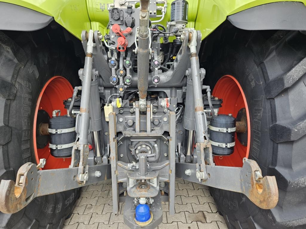 Tracteur agricole CLAAS AXION 870 CMATIC: photos 26