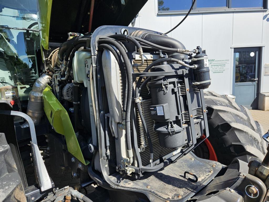 CLAAS Arion 650 Hexashift - Tracteur agricole: photos 3 CLAAS Arion 650 Hexashift - Tracteur agricole: photos 3