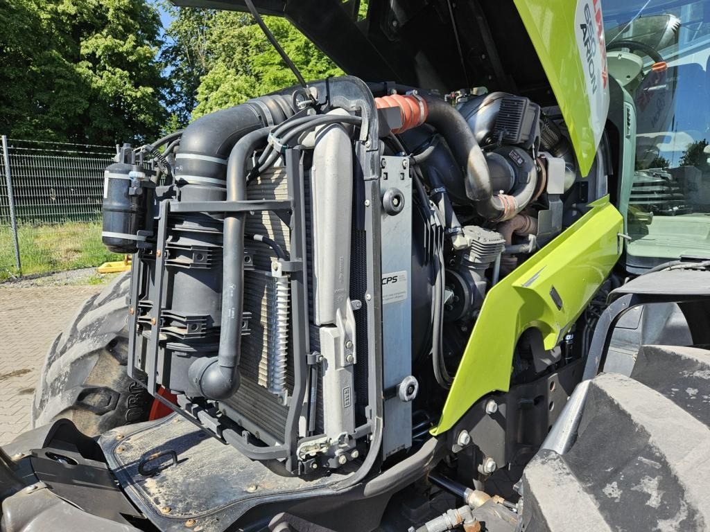 CLAAS Arion 650 Hexashift - Tracteur agricole: photos 4 CLAAS Arion 650 Hexashift - Tracteur agricole: photos 4