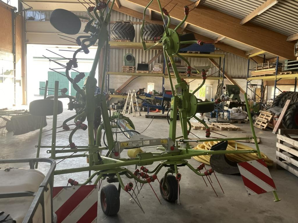 CLAAS VOLTO 64 - Faneuse: photos 5 CLAAS VOLTO 64 - Faneuse: photos 5