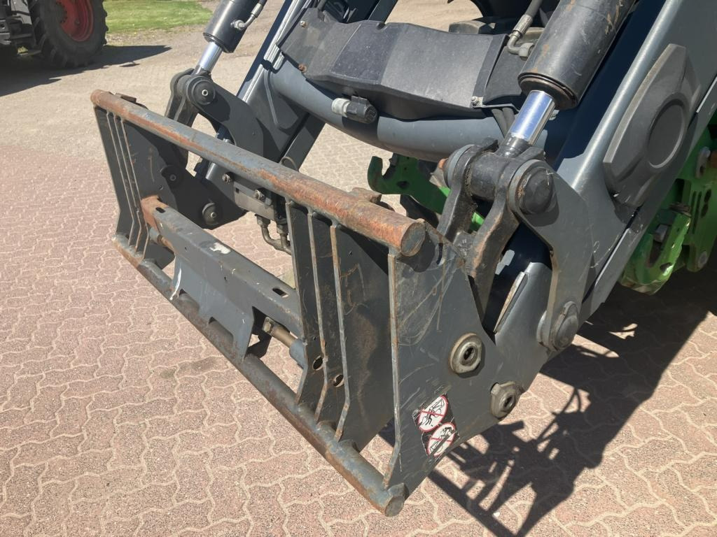 John Deere 6125R - Tracteur agricole: photos 5 John Deere 6125R - Tracteur agricole: photos 5