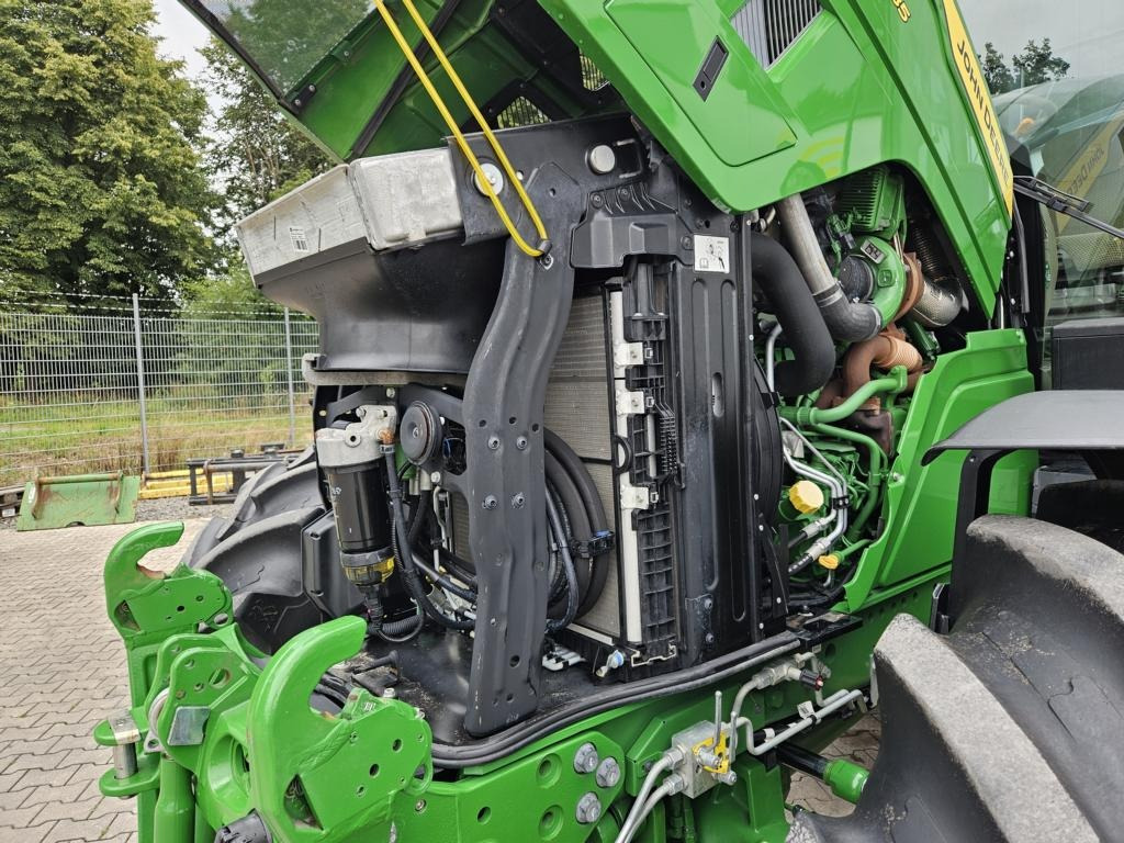 John Deere 6R185 - Tracteur agricole: photos 4 John Deere 6R185 - Tracteur agricole: photos 4