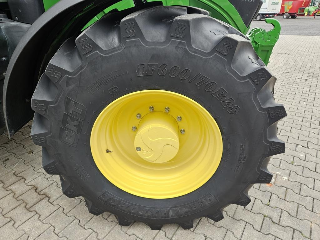 Tracteur agricole John Deere 6R185: photos 8