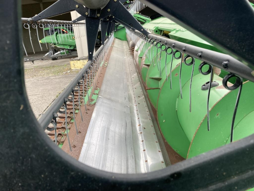 Moissonneuse-batteuse John Deere SCHNEIDWERK 630X: photos 18