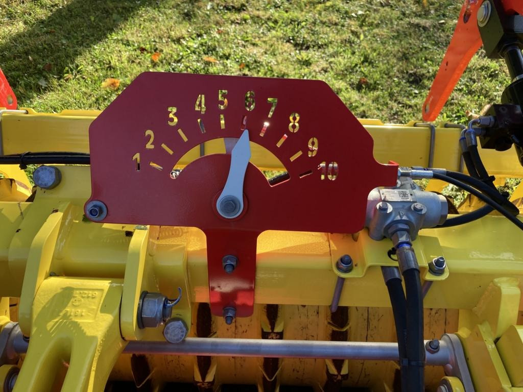 Pöttinger LION 403 C - Herse: photos 3 Pöttinger LION 403 C - Herse: photos 3