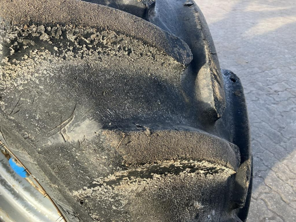 Rabe KORMORAN 8-SCHAR - Charrue: photos 4 Rabe KORMORAN 8-SCHAR - Charrue: photos 4