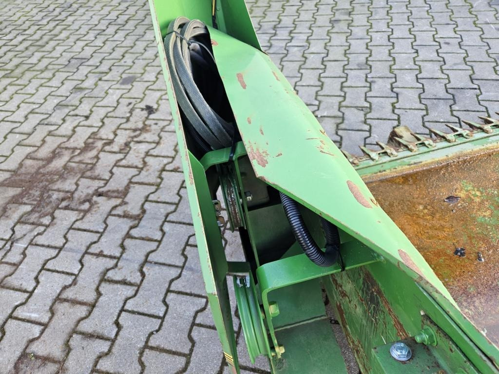 Zürn PROFI JD 800 - Moissonneuse-batteuse: photos 3 Zürn PROFI JD 800 - Moissonneuse-batteuse: photos 3