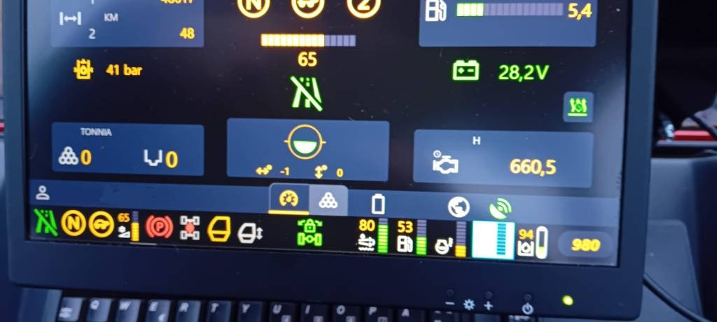 Komatsu 845 - Porteur: photos 2 Komatsu 845 - Porteur: photos 2