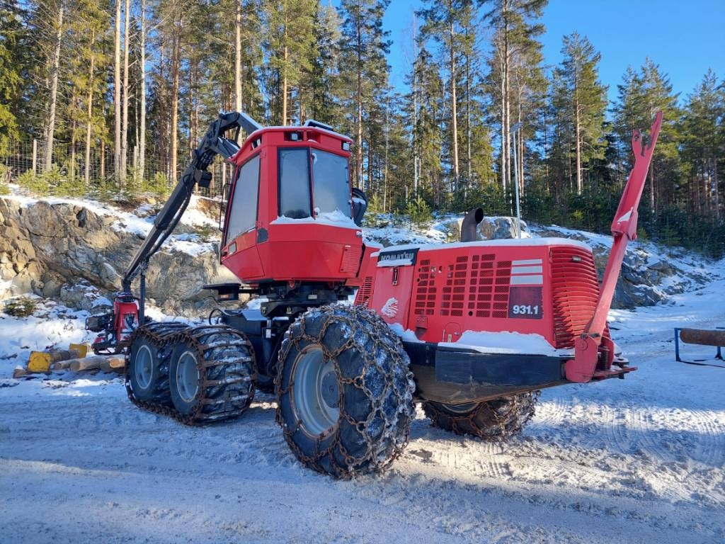 Abatteuse Komatsu 931.1: photos 10