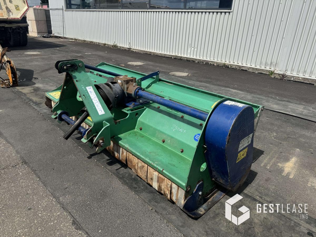 Desvoys DR4 - Broyeur à axe horizontal: photos 2 Desvoys DR4 - Broyeur à axe horizontal: photos 2