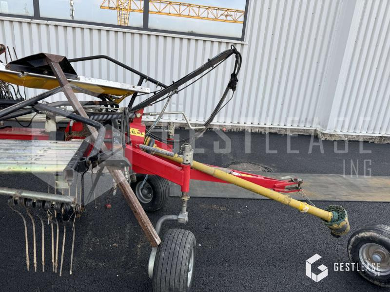 FELLA TS1502 - Faneuse: photos 4 FELLA TS1502 - Faneuse: photos 4