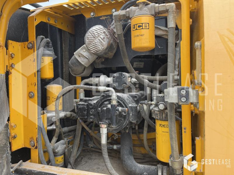 JCB JS210 - Pelle sur chenille: photos 5 JCB JS210 - Pelle sur chenille: photos 5
