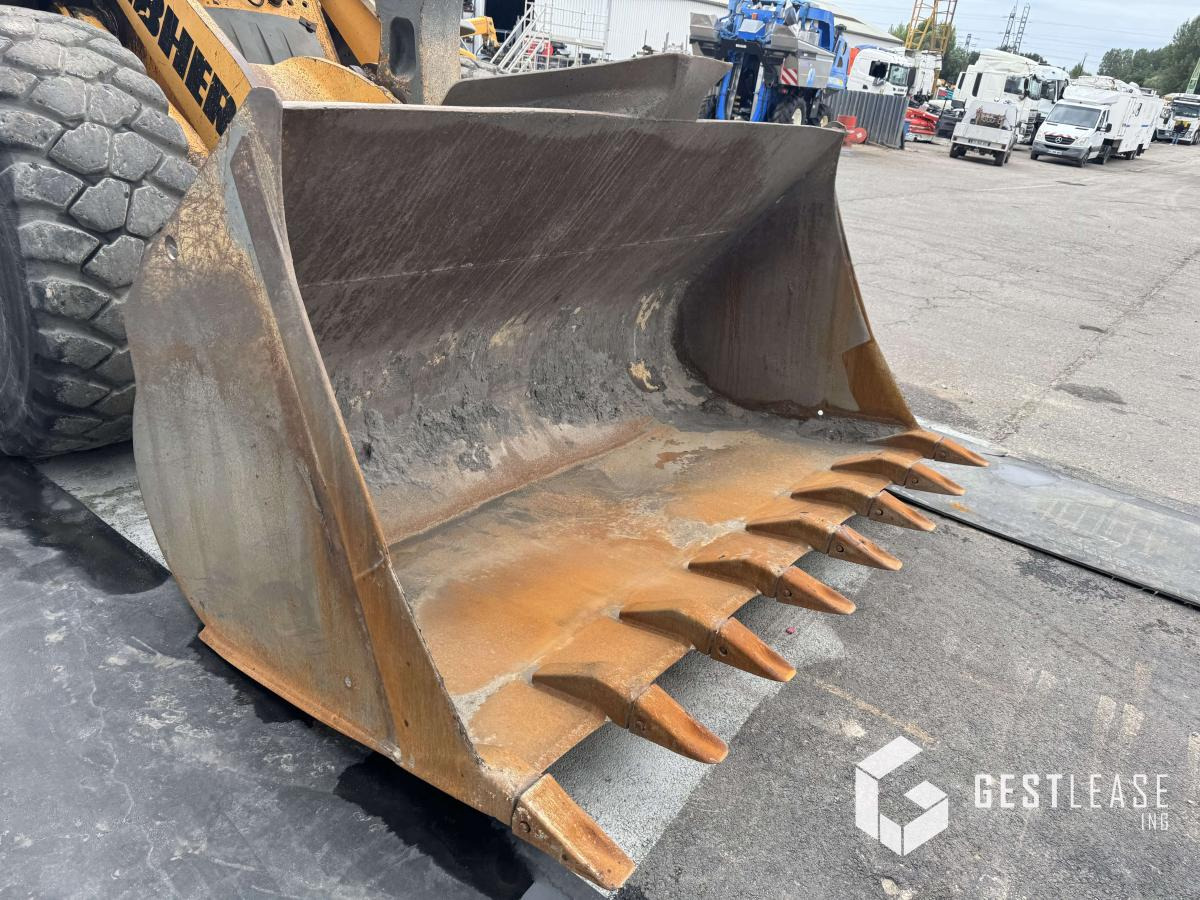Liebherr L556 - Chargeuse sur pneus: photos 5 Liebherr L556 - Chargeuse sur pneus: photos 5