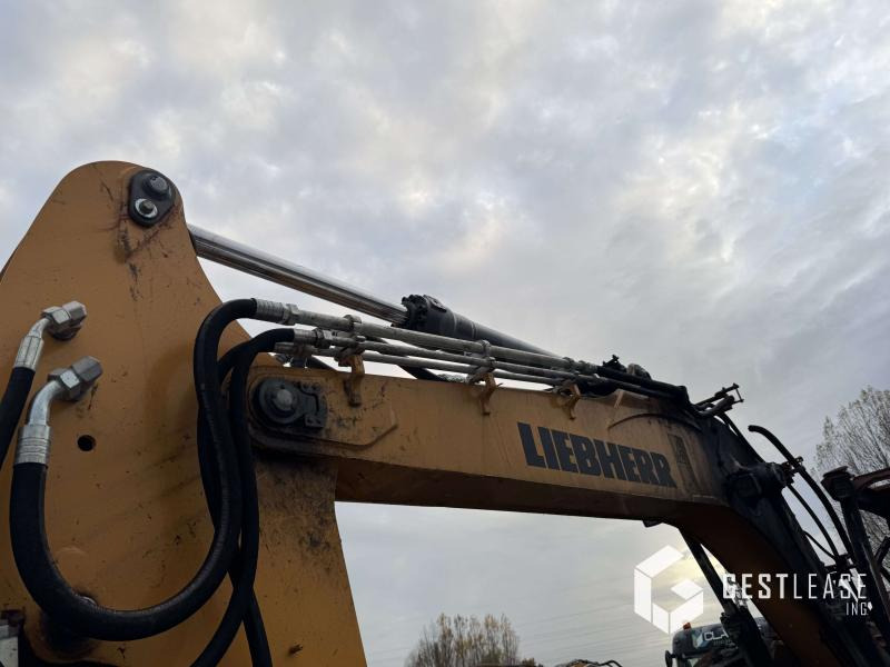 Liebherr R914 COMPACT - Pelle sur chenille: photos 4 Liebherr R914 COMPACT - Pelle sur chenille: photos 4