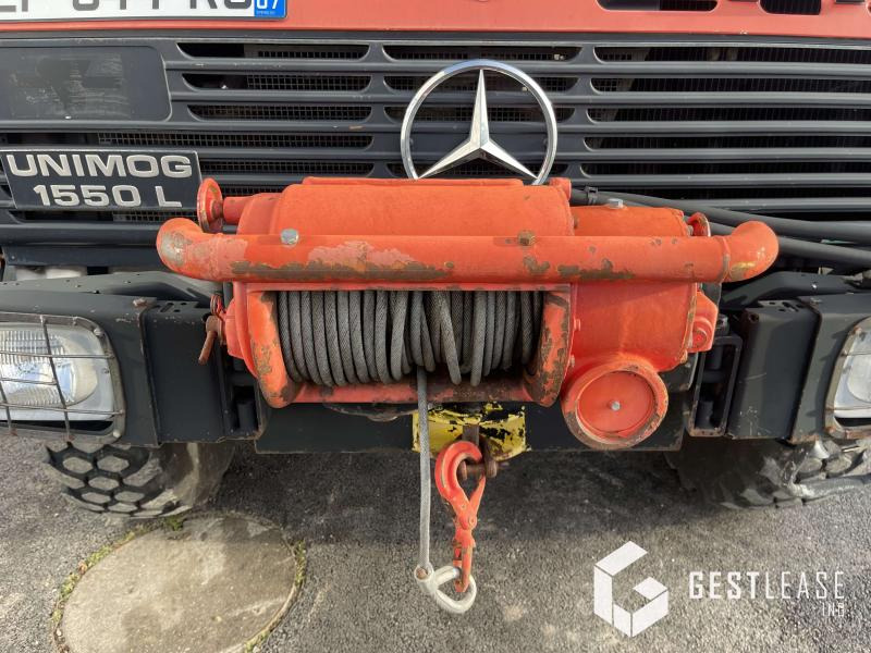 Mercedes UNIMOG 1550 L - Camion à rideaux coulissants: photos 5 Mercedes UNIMOG 1550 L - Camion à rideaux coulissants: photos 5