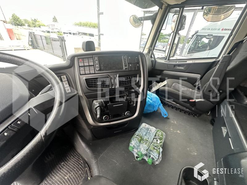 Iveco Stralis en crédit-bail Iveco Stralis: photos 13