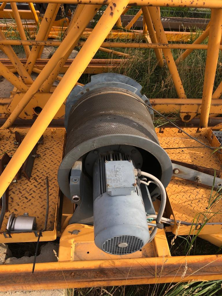 Grue à tour Liebherr 112EC-H Litronic: photos 7