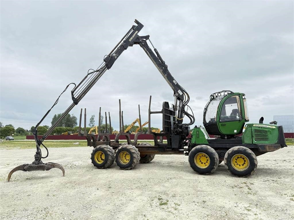 John Deere 1010 E , CF510 10 meter - Porteur: photos 1 John Deere 1010 E , CF510 10 meter - Porteur: photos 1