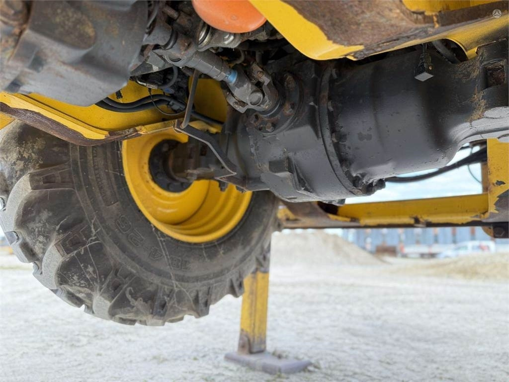 Tractopelle New Holland LB 110 B-4PT: photos 13