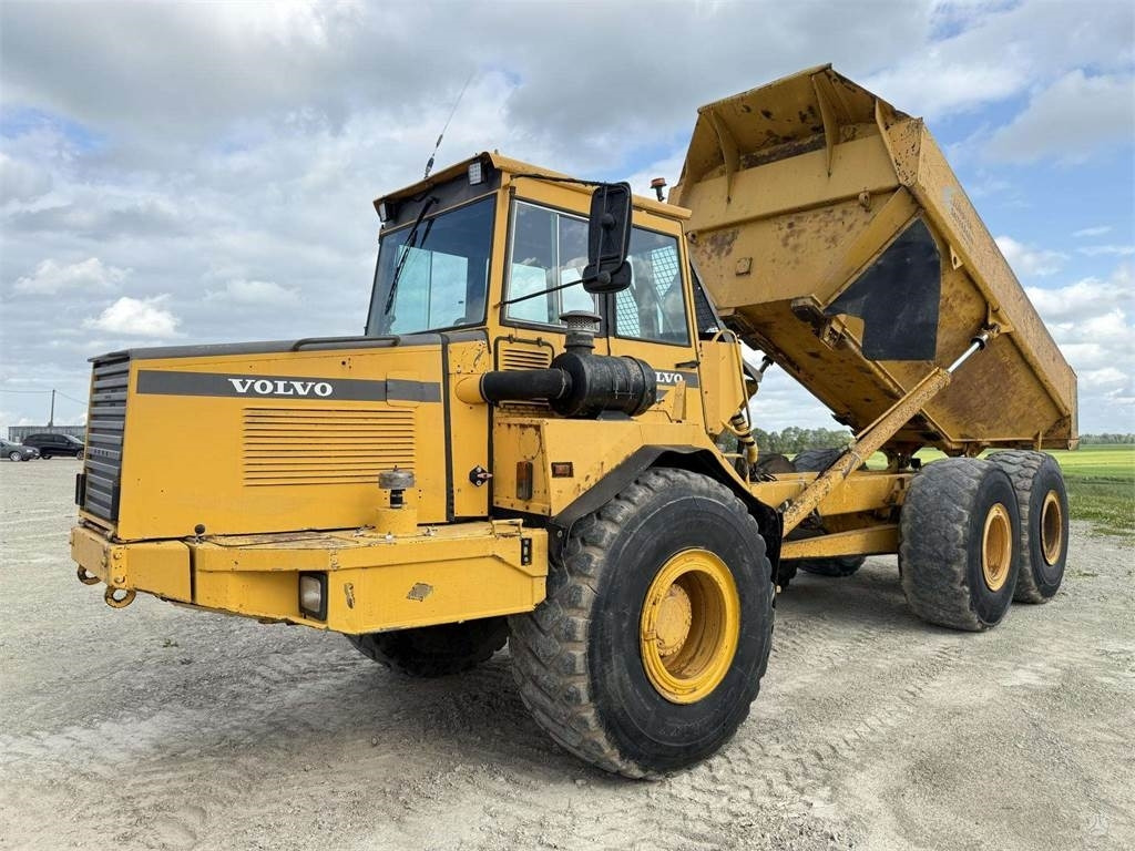 Volvo A25C - Tombereau articulé: photos 1 Volvo A25C - Tombereau articulé: photos 1