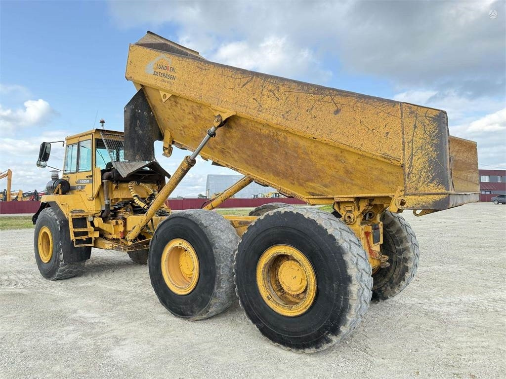 Volvo A25C - Tombereau articulé: photos 3 Volvo A25C - Tombereau articulé: photos 3