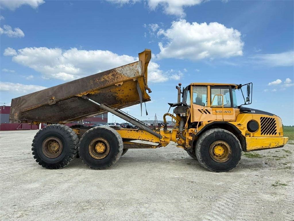 Volvo A25D - Tombereau articulé: photos 2 Volvo A25D - Tombereau articulé: photos 2