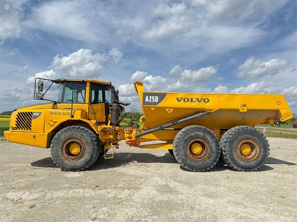 Volvo A25D - Tombereau articulé: photos 4 Volvo A25D - Tombereau articulé: photos 4