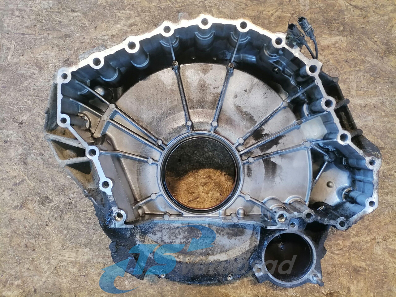 DAF Flywheel housing 1695375 - Volant moteur pour Camion: photos 3 DAF Flywheel housing 1695375 - Volant moteur pour Camion: photos 3