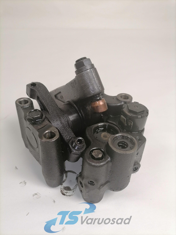 DAF Set of rockers with shaft 1732002 - Pièce universelle pour Camion: photos 1 DAF Set of rockers with shaft 1732002 - Pièce universelle pour Camion: photos 1