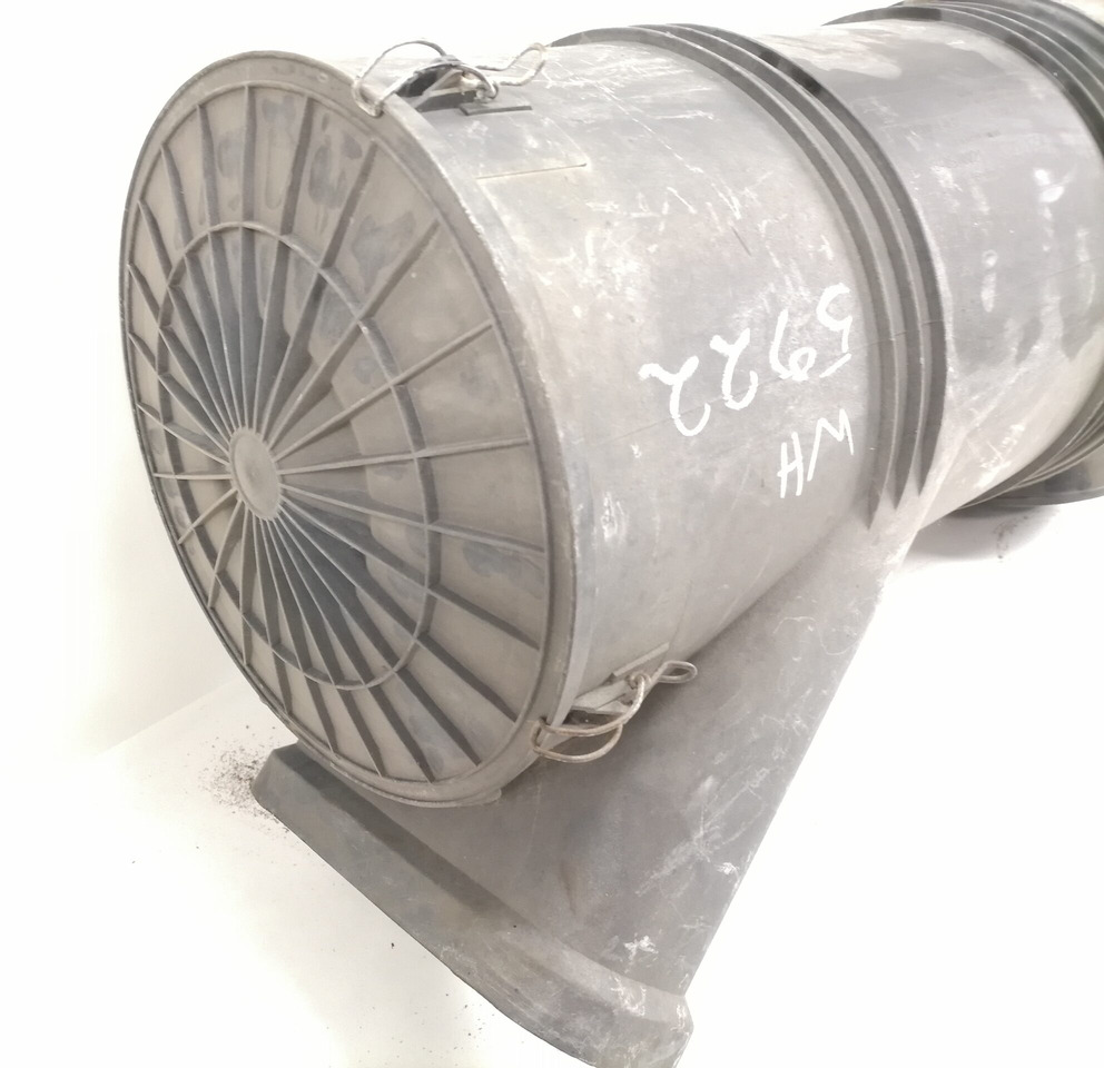 MAN Air filter housing 81084006032 - Système d'admission d'air pour Camion: photos 4 MAN Air filter housing 81084006032 - Système d'admission d'air pour Camion: photos 4