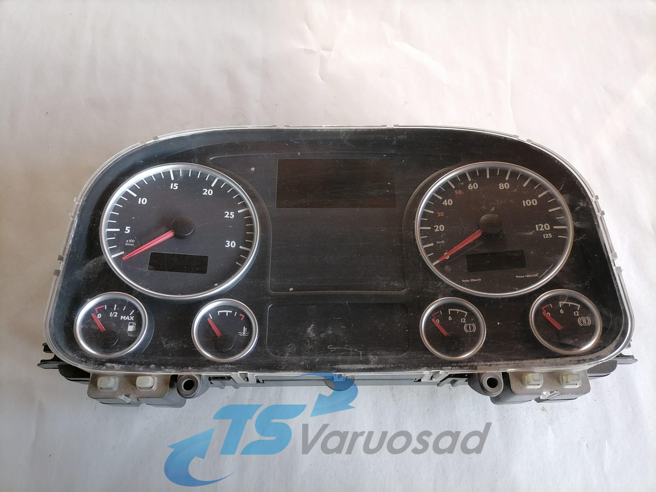 MAN Dashboard 81272026168 - Panel de instrumentos pour Camion: photos 1 MAN Dashboard 81272026168 - Panel de instrumentos pour Camion: photos 1