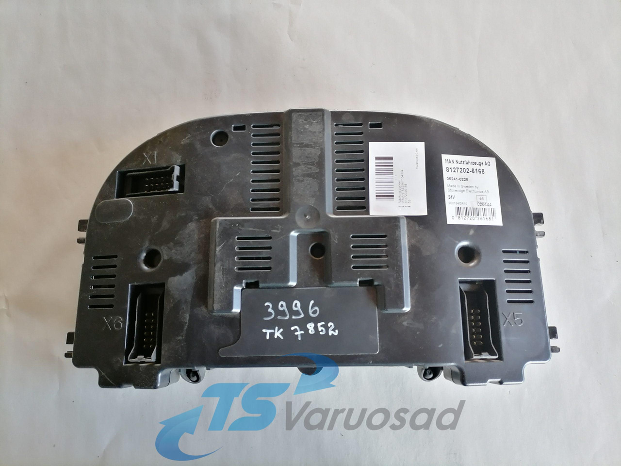 MAN Dashboard 81272026168 - Panel de instrumentos pour Camion: photos 3 MAN Dashboard 81272026168 - Panel de instrumentos pour Camion: photos 3
