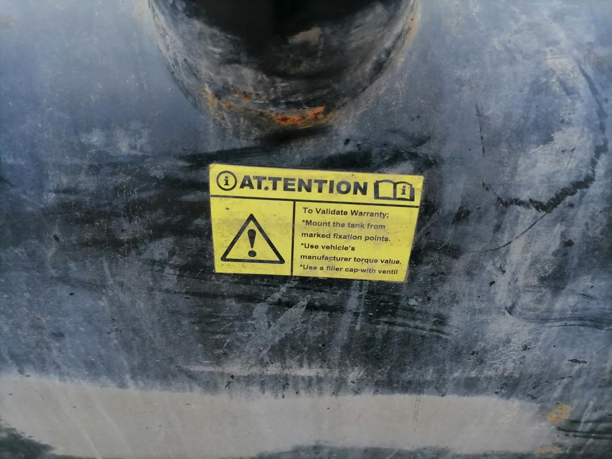 MAN Kütusepaak 400L 81122015554 - Réservoir de carburant pour Camion: photos 3 MAN Kütusepaak 400L 81122015554 - Réservoir de carburant pour Camion: photos 3