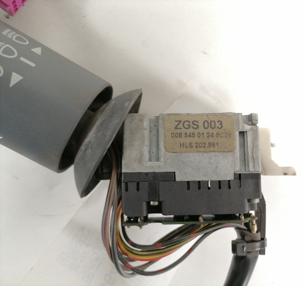 MB Switch 0085450124 - Système électrique pour Camion: photos 2 MB Switch 0085450124 - Système électrique pour Camion: photos 2